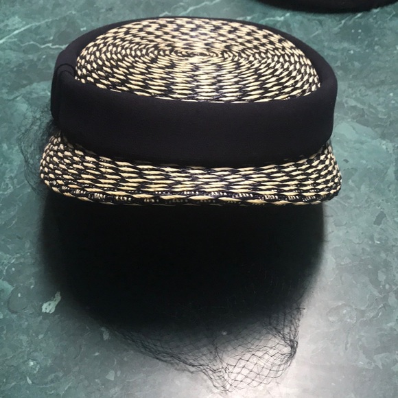 Antique Hat - Picture 1 of 2